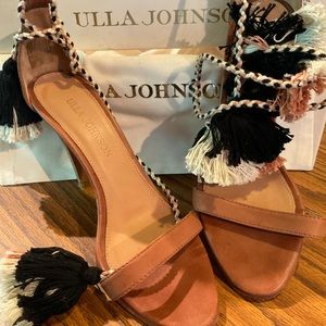 ULLA Johnson Tan Leather Ankle Tie Pom Pom Tassel Stiletto Heels Size 36